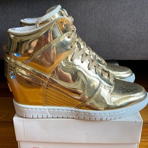 Nike Dunk Sky Hi Liquid Metal